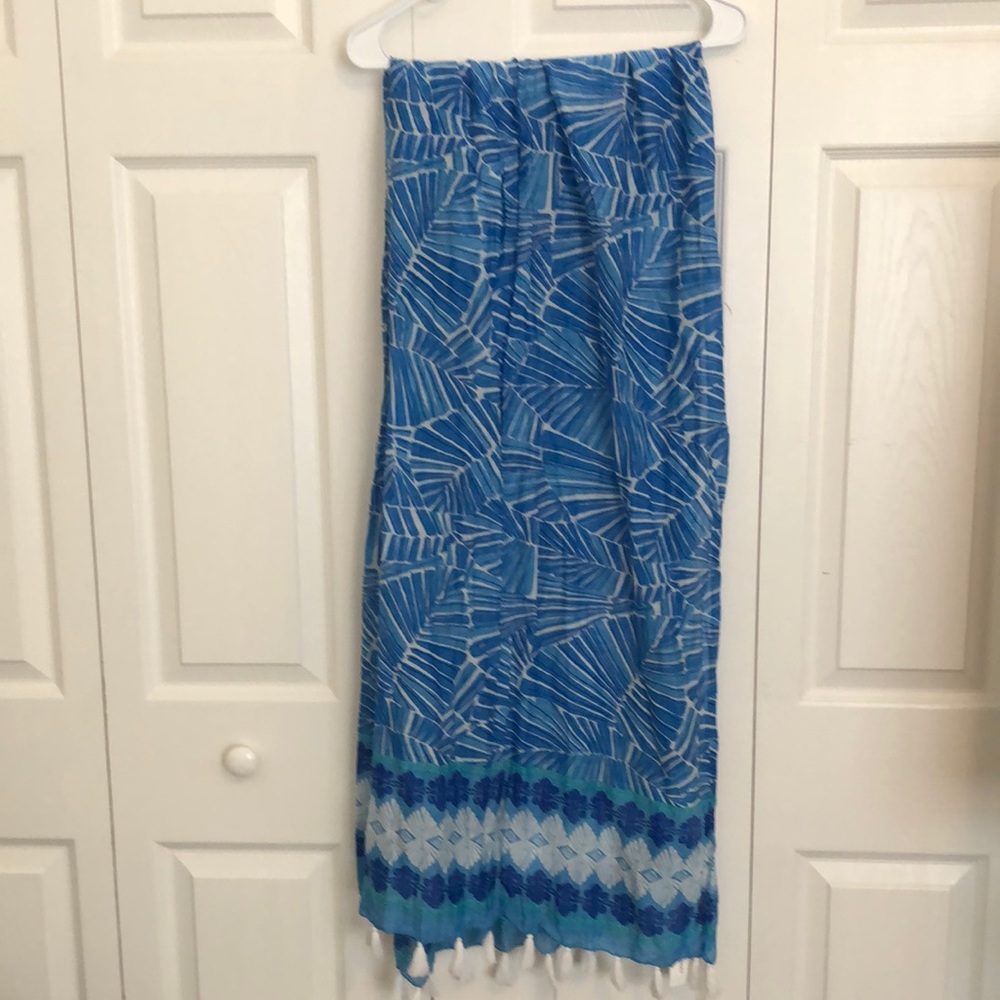 Women’s vineyard Vines Scarf